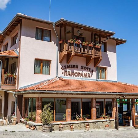 Family Hotel Panorama Чифлик Екстериор снимка